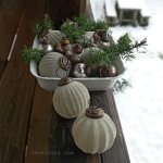 Vánoční ozdoba - koulička Velvet Frost - zelinkavá