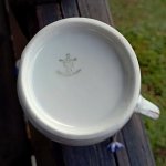 Mléčenka porcelánová s kvítky v bordó