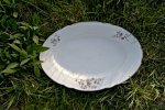 Veliký porcelánový tác s fialovými kvítky