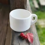 Hrneček porcelánový silnostěnný I.