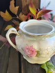 Cukřenka porcelánová s růžemi - 2. jakost